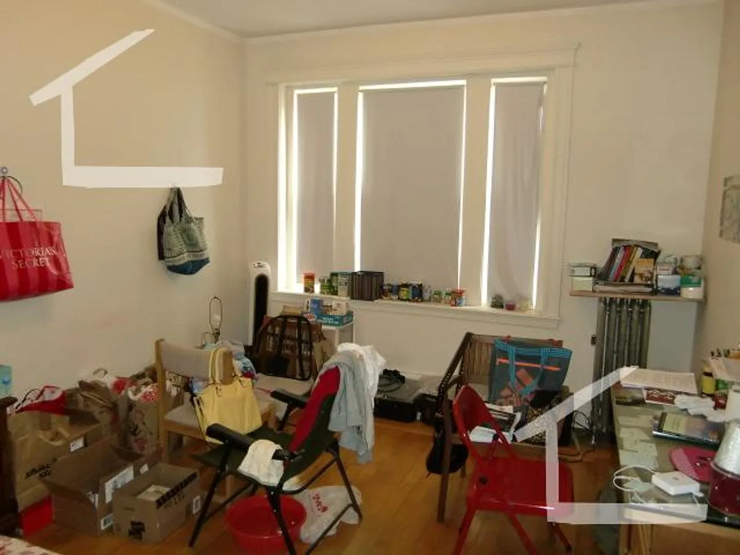 Beacon — Photo 4
