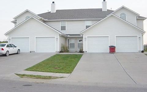 1st image of 202D NE Sunshine St #202D