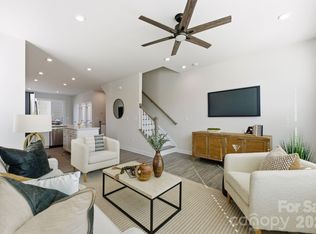 3730 Ellington St, Charlotte, NC 28211