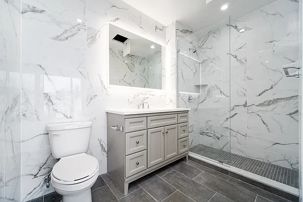 Rented by Bouklis Group | media 6