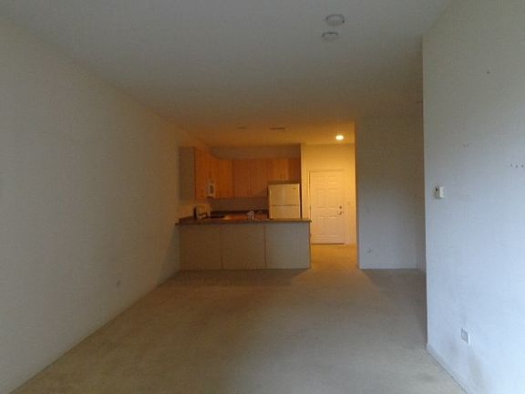 2nd image of 5100 W 96th St APT 318