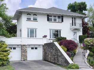 11 Saranac St, Dobbs Ferry, NY 10522