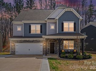 310 Hamptons Cove Rd, Troutman, NC 28166