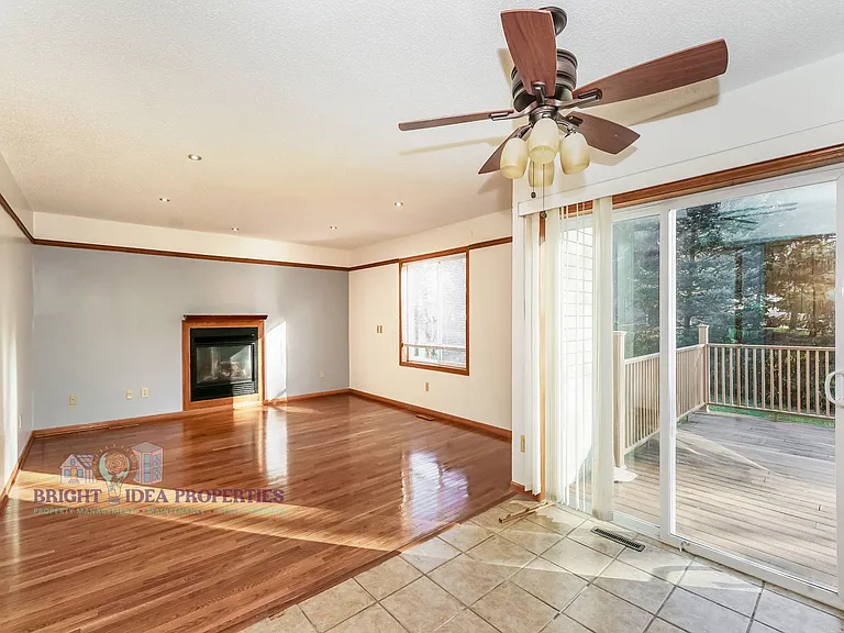 631 Eagle Ridge Rd — Photo 3