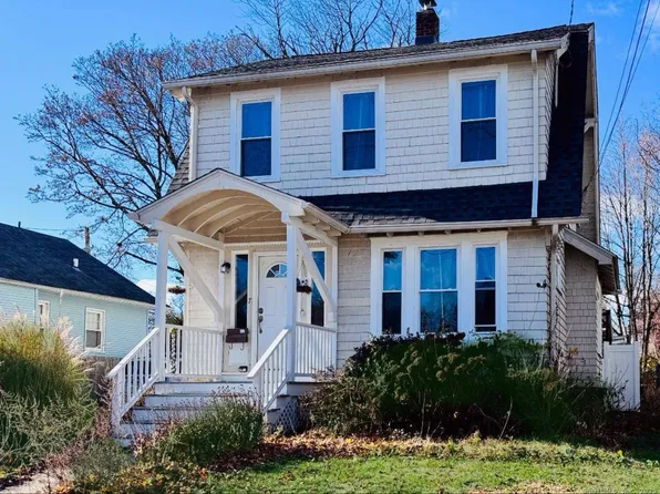 71 Oakland Street, Stratford, CT 06615