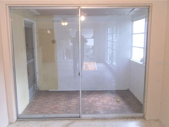 4th image of 2172 Barcelona Dr