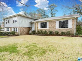 2212 Kenbridge Cir, Birmingham, AL 35226