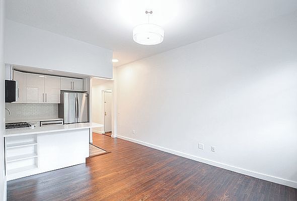 1st image of 210 W 138th St APT 2