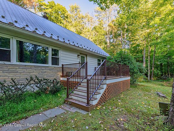 5th image of 120 Sherman Road