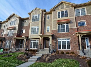 474 N 1st St, Geneva, IL 60134