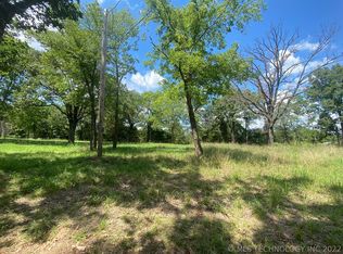 15233 N 520th Rd, Tahlequah, OK 74464