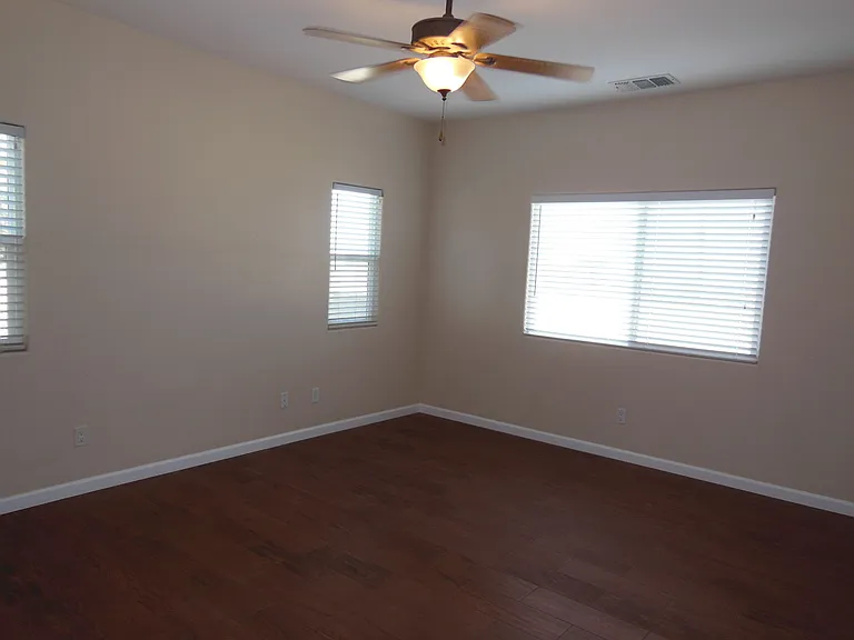5744 Adobe Cir — Photo 12