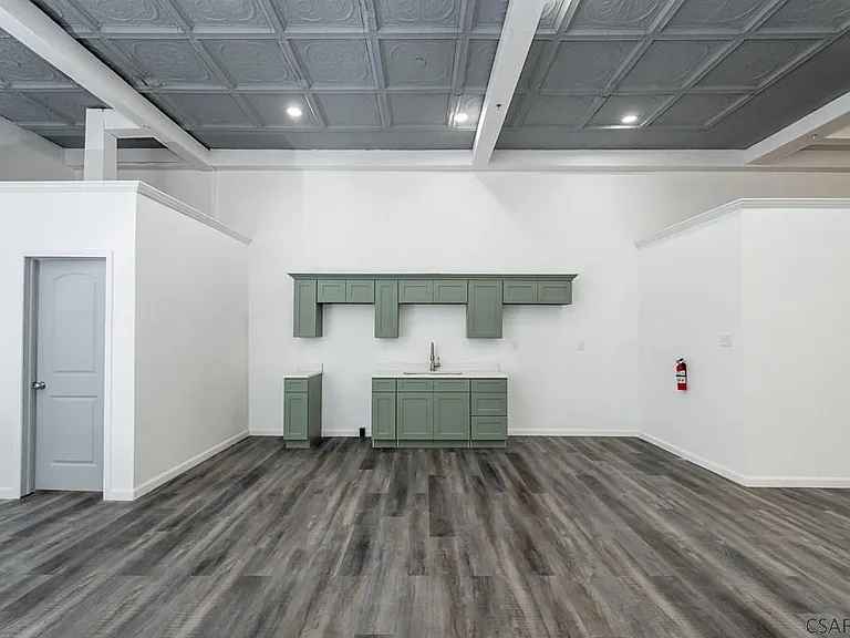 215 Franklin St #301 — Photo 4