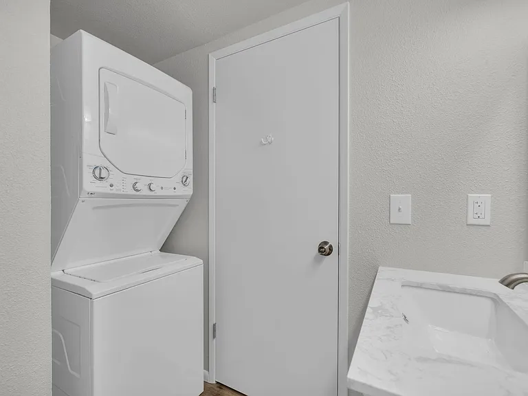 160 Keonekai Rd #27-105 — Photo 18