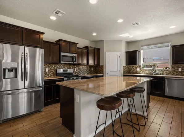 5208 Via Nube, Santa Fe, NM 87507