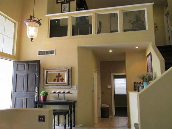 3rd image of 248 W Calle Monte Vista Dr