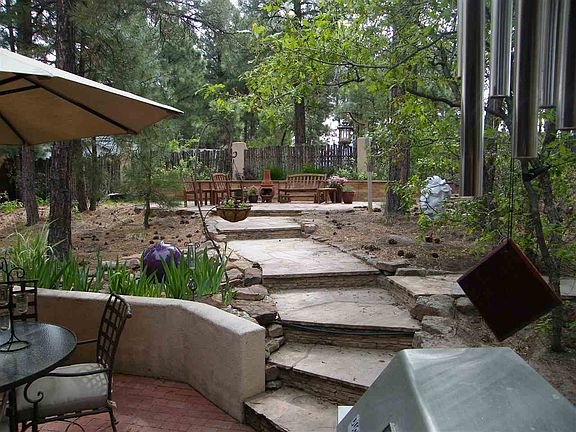 2nd image of 2136 Loma Linda Dr