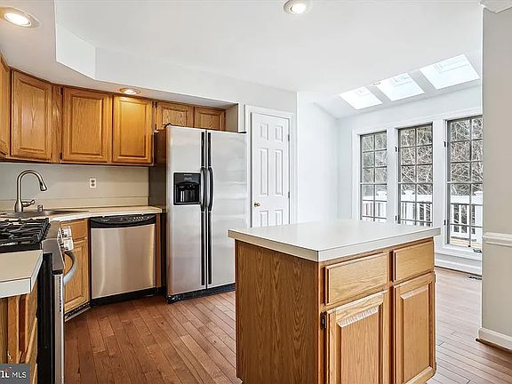 5th image of 9541 Shepherd Hills Dr