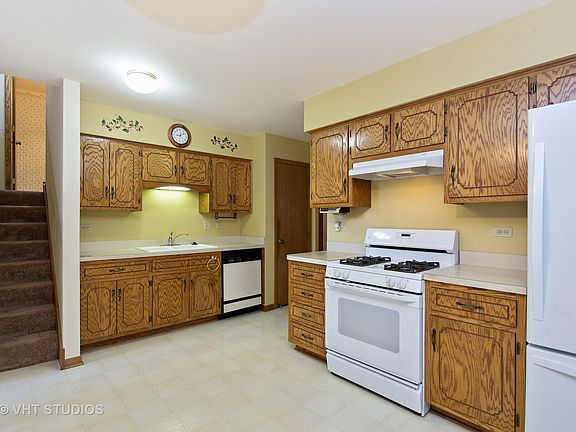 4th image of 17853 Bernard Dr #1