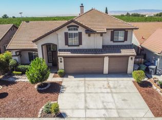 859 Sandra St, Los Banos, CA 93635