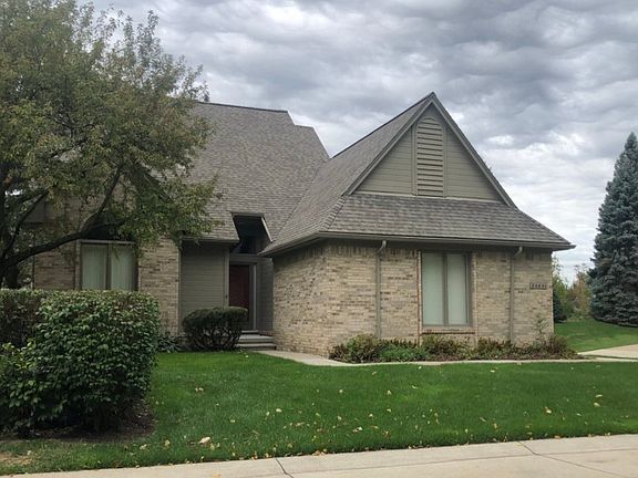 3rd image of 24641 Edgewood Ct N #1