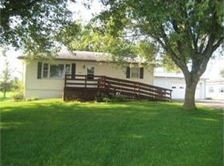 2002 Curtis Ave, Chariton, IA 50049