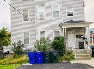 173 Raymond St #1, Fall River, MA 02723