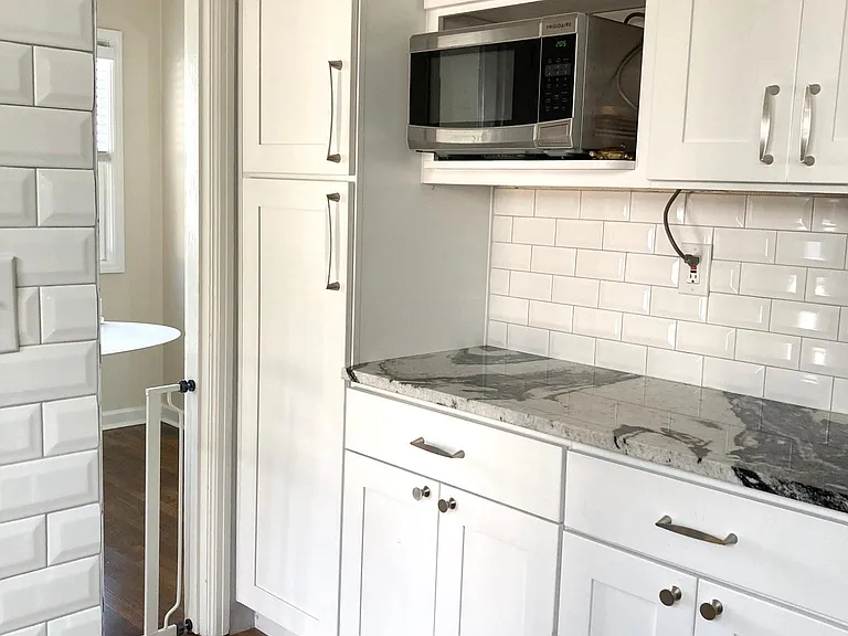 6825 N Tyler Ave — Photo 8