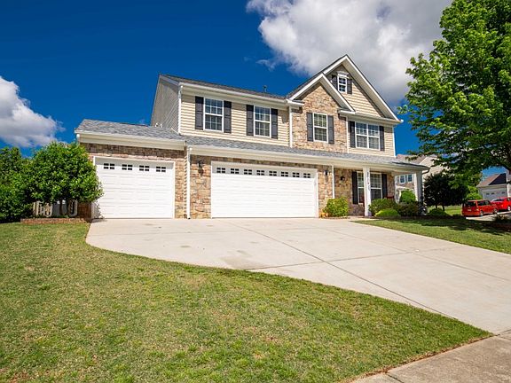 3rd image of 2129 Caprington Dr