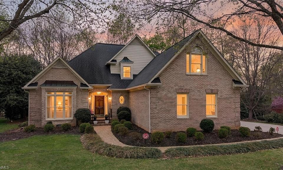 1st image of 3205 Timberoak Ct
