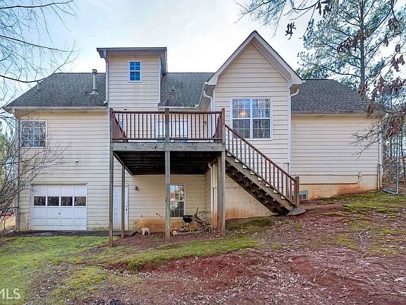 4th image of 752 Country Lake Ct