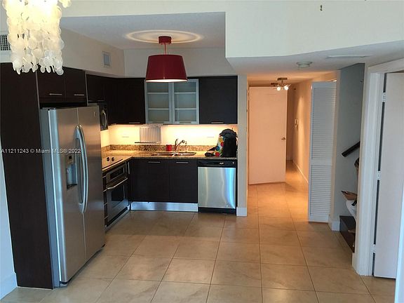 2nd image of 41 SE 5th St APT 1510