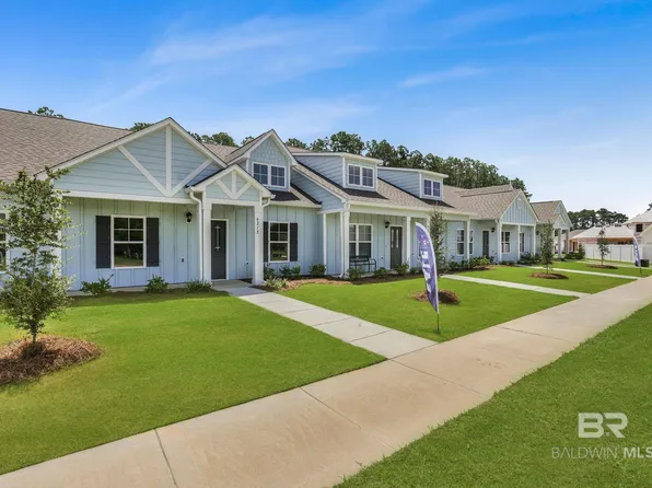 6215 Carpenter Ln, Gulf Shores, AL 36542