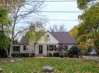 1307 Post Dr, Rockford, IL 61108