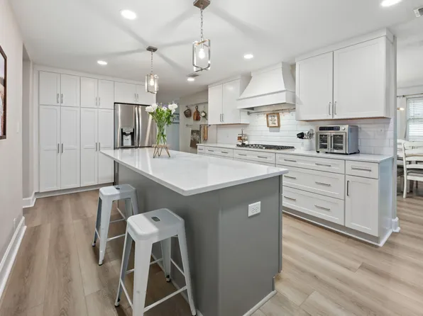 255 Edge Ave, Valparaiso, FL 32580