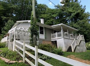 10914 Rocky Rd, Bent Mountain, VA 24059