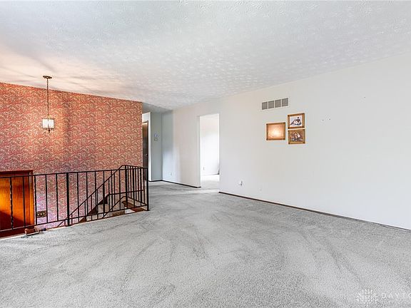 4th image of 2184 Granada Dr