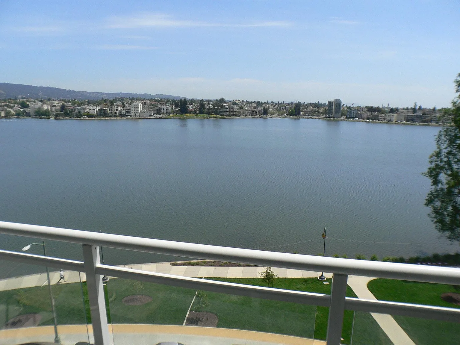 2 bed, 1222 sqft, $3,900 — Photo 4