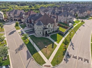 54 Gordon Randle Dr, Brampton, ON L6P 4H3