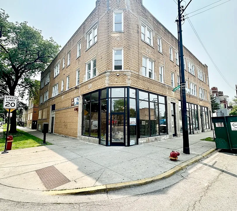 3701 W Division St #2