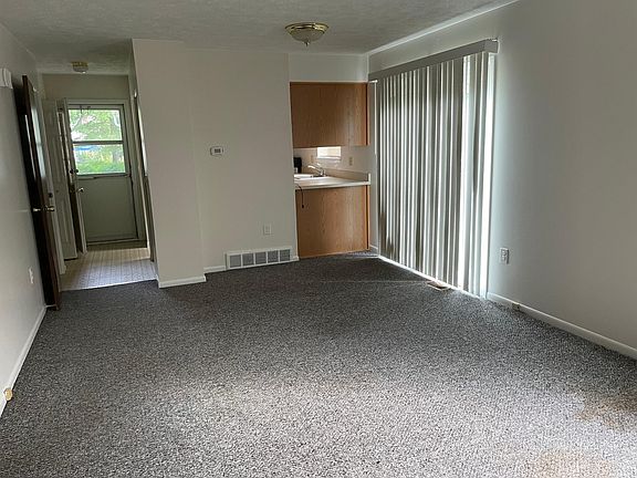 2nd image of 2718 Narraganset Dr #1