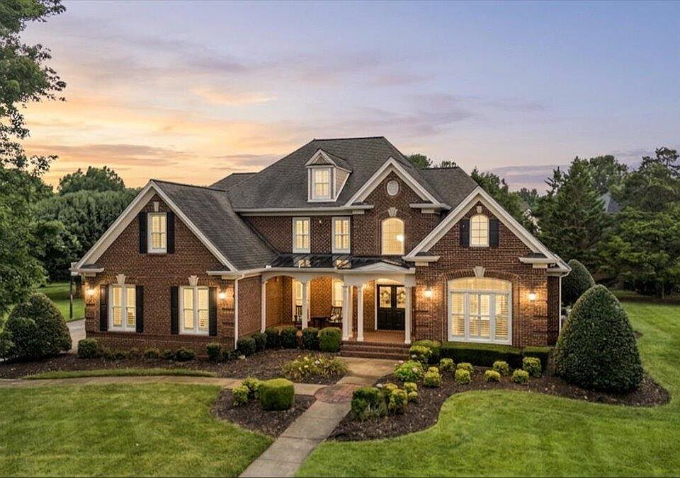 1st image of 9867 Windrose Cir