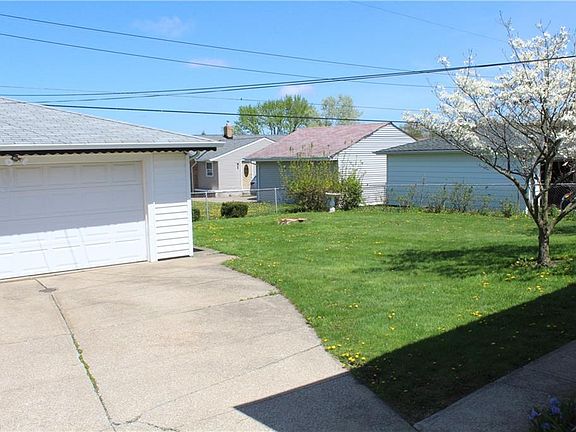 3rd image of 325 E Clearview Ave