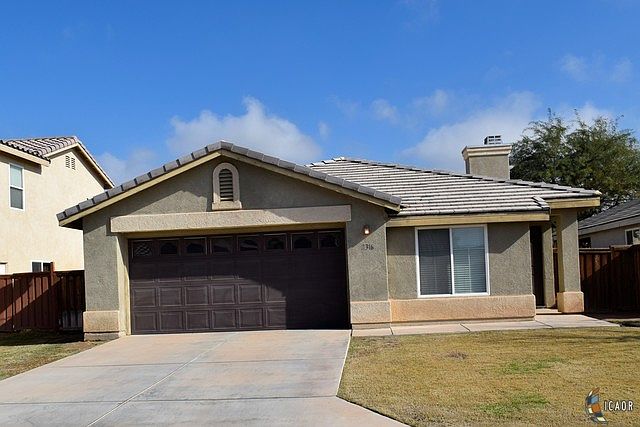 2nd image of 2316 Montecito Ave