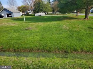 1622 Peach Basket Rd, Felton, DE 19943