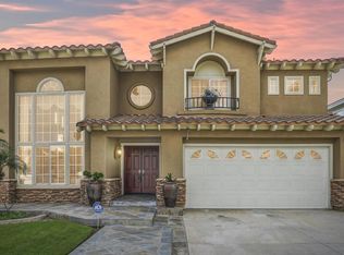 2990 E 20th St, Signal Hill, CA 90755