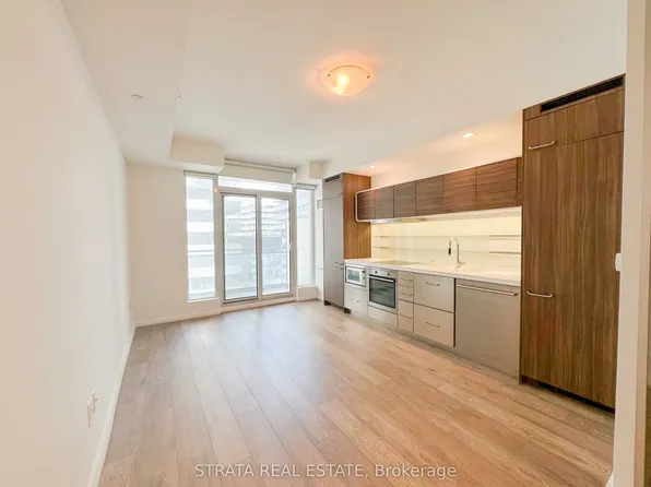 45 Charles St E, Toronto, ON