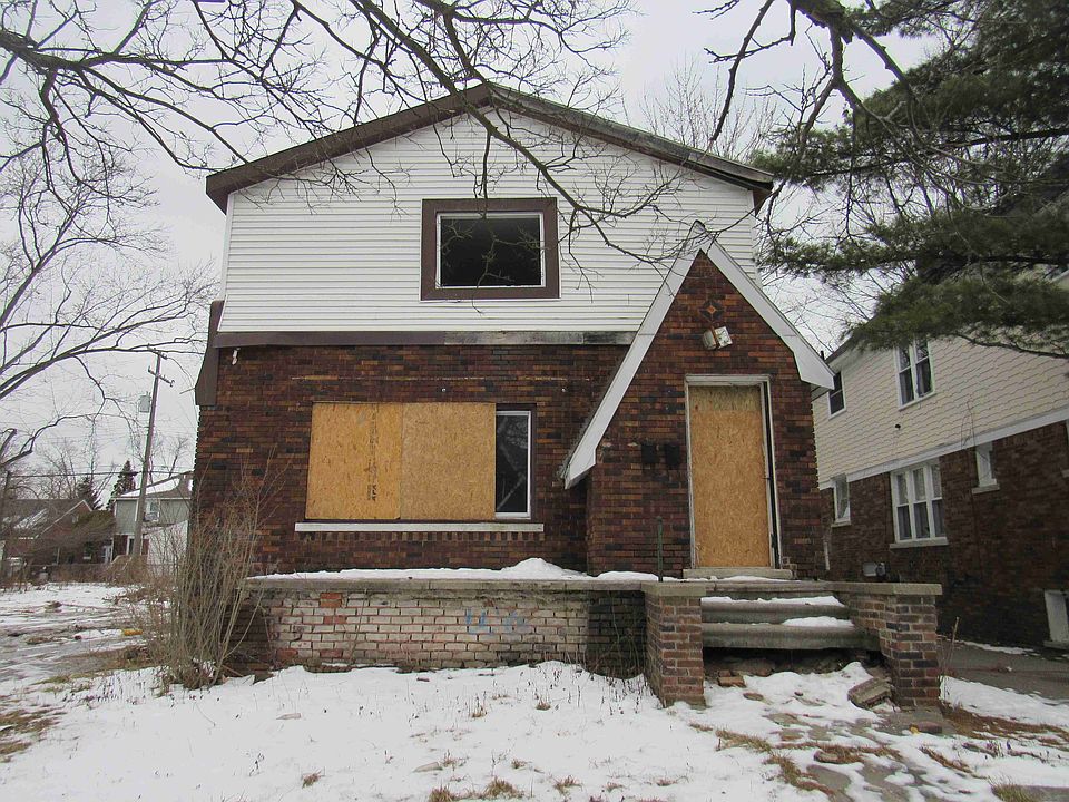 4666 Chatsworth