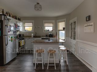 30 Stanton St #2, Worcester, MA 01605