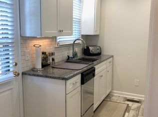 516 Wakefield Dr APT A, Charlotte, NC 28209